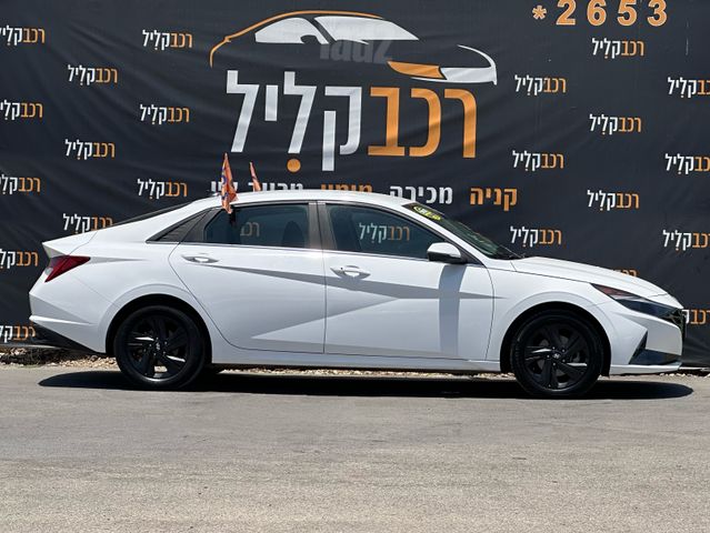 יונדאי אלנטרה