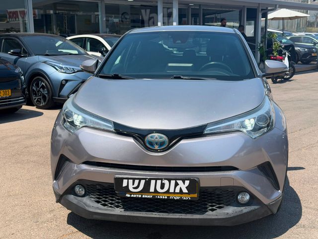 טויוטה C-HR