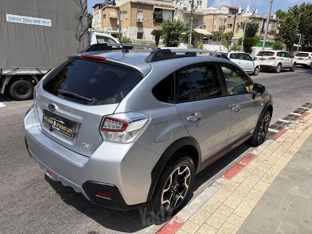 סובארו XV