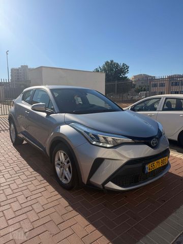 מודעת רכב טויוטה C-HR