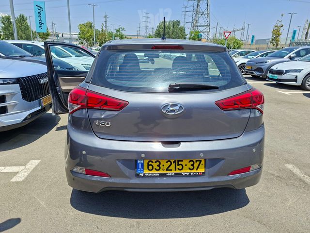 יונדאי i20