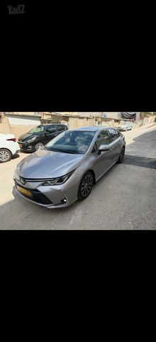 טויוטה קורולה