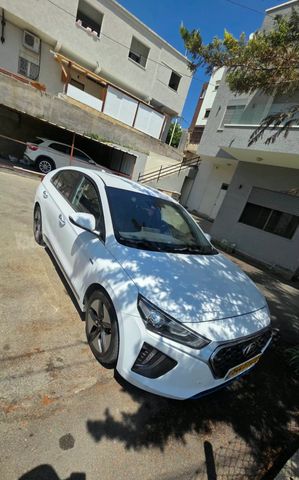 יונדאי איוניק