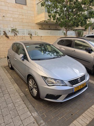 סיאט לאון