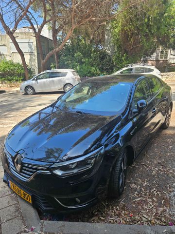 רנו מגאן