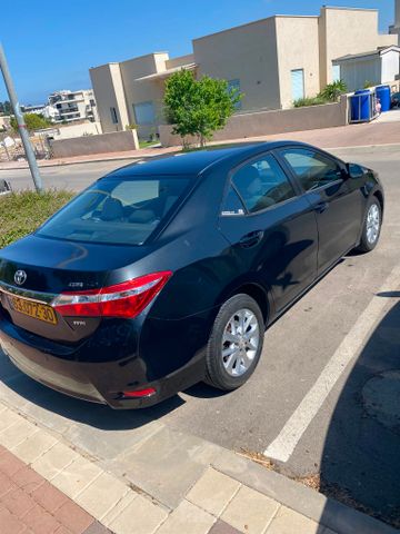 טויוטה קורולה