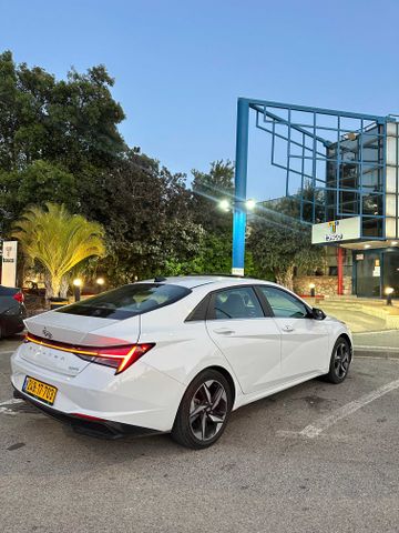 יונדאי אלנטרה