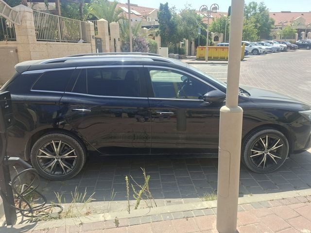 אם ג'י MG5