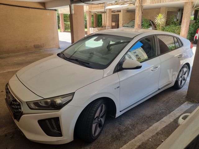 יונדאי איוניק