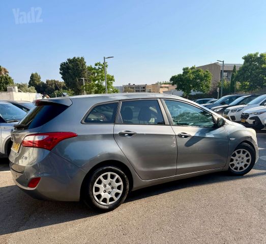 יונדאי i30