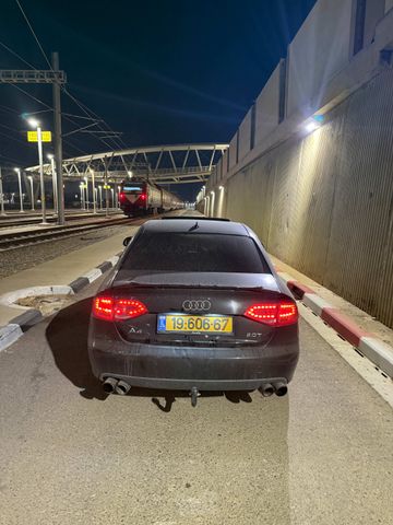 אאודי A4
