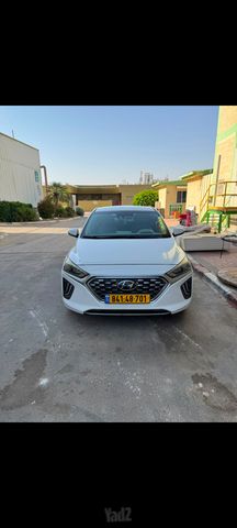 יונדאי איוניק
