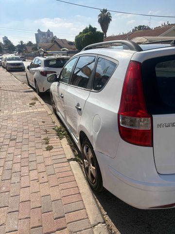 יונדאי i30