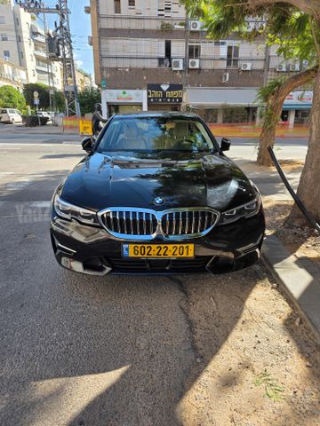 מודעת רכב ב מ וו סדרה 3