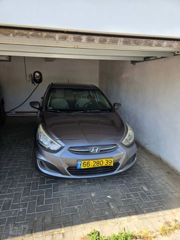 יונדאי אקסנט i25