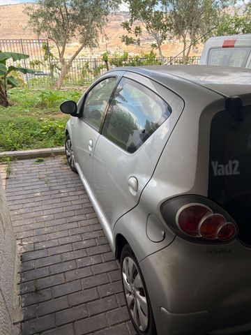 טויוטה אייגו