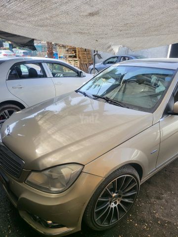 מרצדס-בנץ C-class
