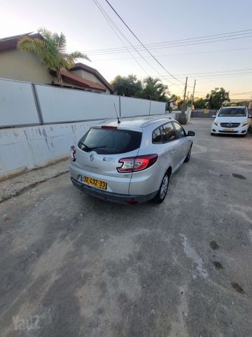 רנו מגאן