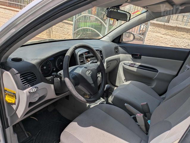 יונדאי אקסנט i25