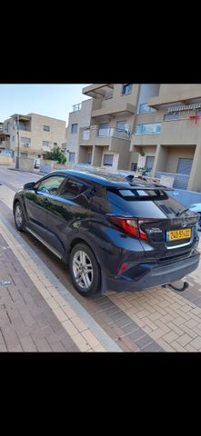 טויוטה C-HR