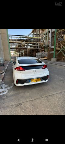 יונדאי איוניק