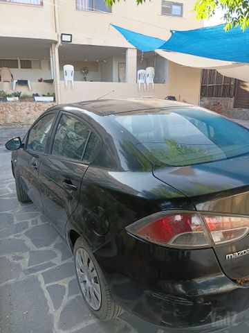 מודעת רכב מאזדה 2