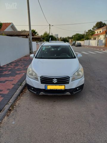 סוזוקי קרוסאובר