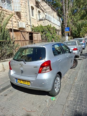 טויוטה יאריס