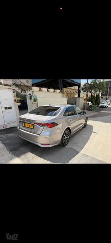 טויוטה קורולה