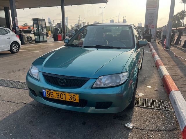 מודעת רכב מאזדה 323