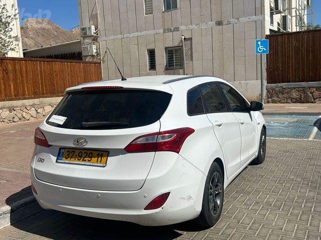 יונדאי i30