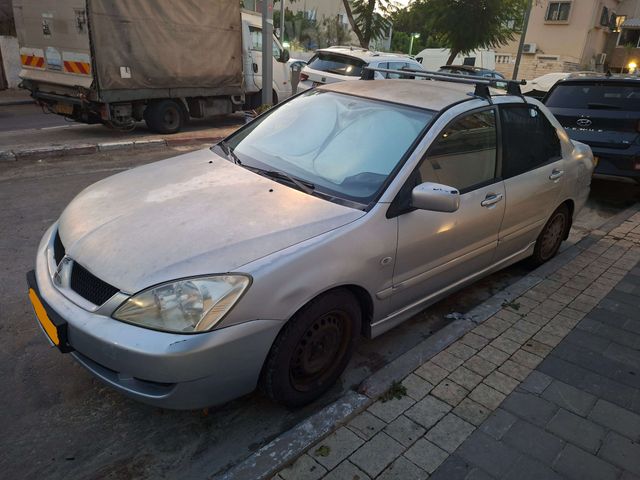 מיצובישי לנסר