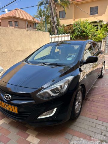 יונדאי i30