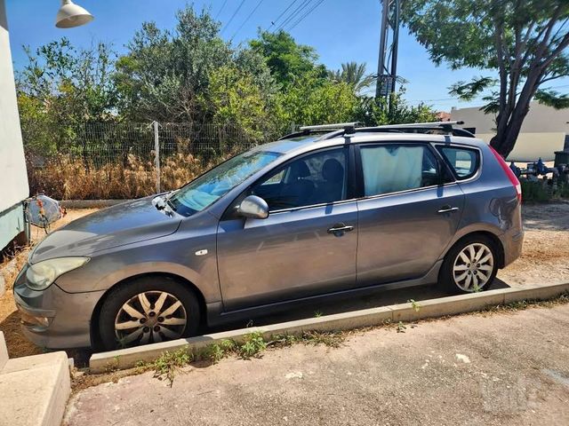 יונדאי i30