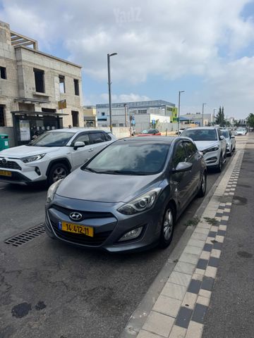 יונדאי i30