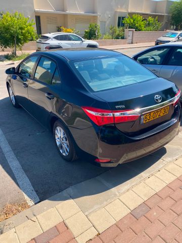 טויוטה קורולה