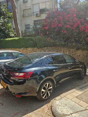רנו מגאן
