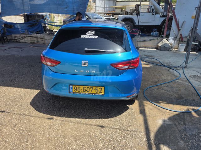 סיאט לאון