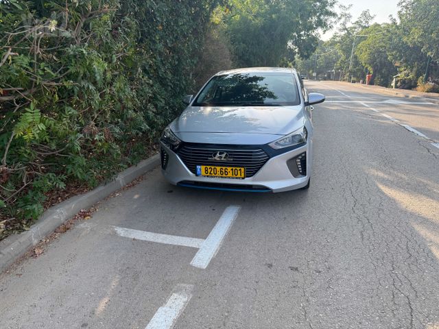 יונדאי איוניק