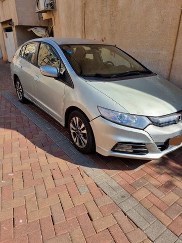 מודעת רכב הונדה אינסייט