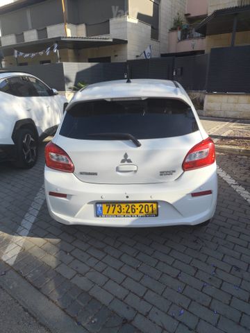 מיצובישי ספייס סטאר