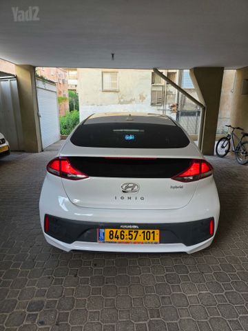 יונדאי איוניק