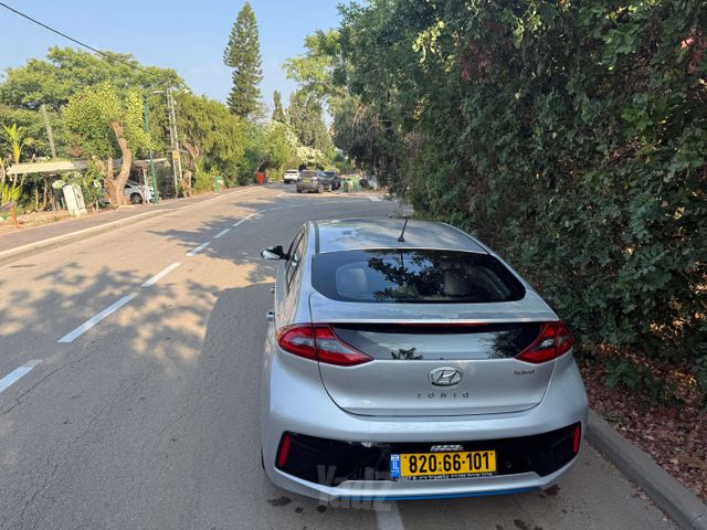 יונדאי איוניק