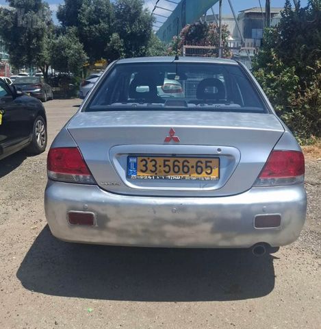 מודעת רכב מיצובישי לנסר