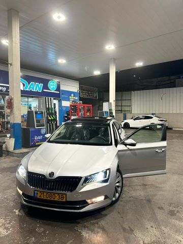 מודעת רכב סקודה סופרב