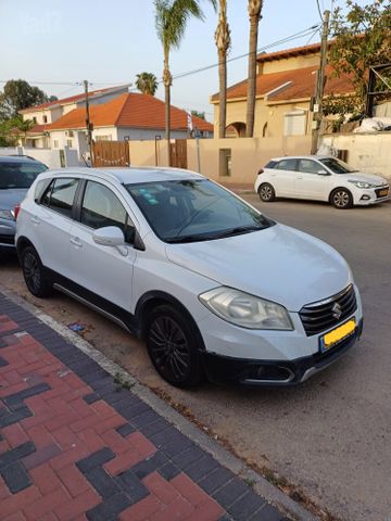 מודעת רכב סוזוקי קרוסאובר