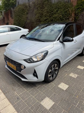 יונדאי i10