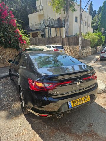 רנו מגאן