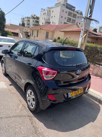 יונדאי i10