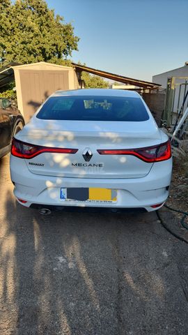 רנו מגאן